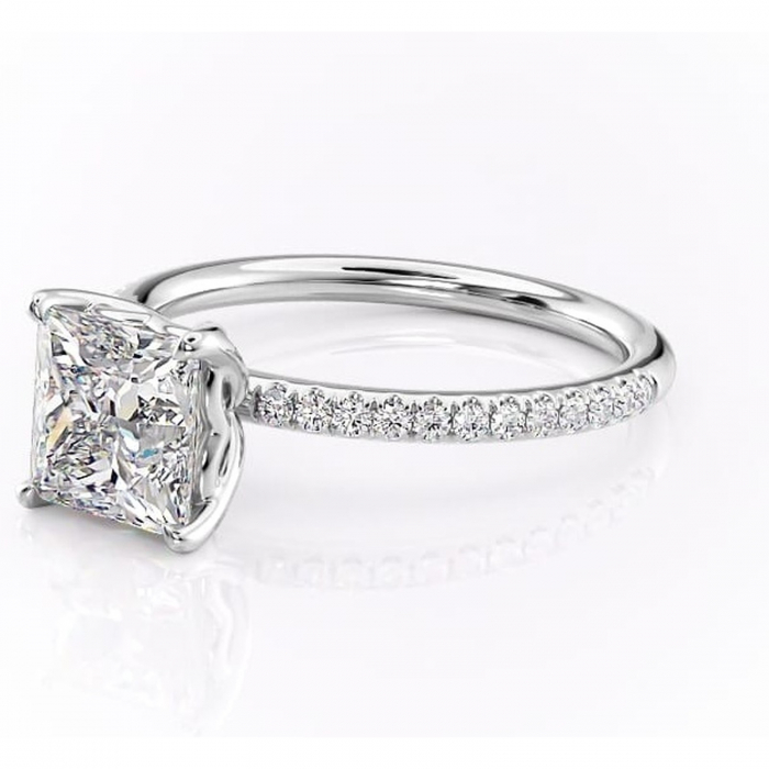 Inel de logodnă Jessamine din aur Alb 14kt cu moissanite tăietură princess – Montură pavé rafinată pentru profil înalt | Personalizează și configurează gratuit online [7]