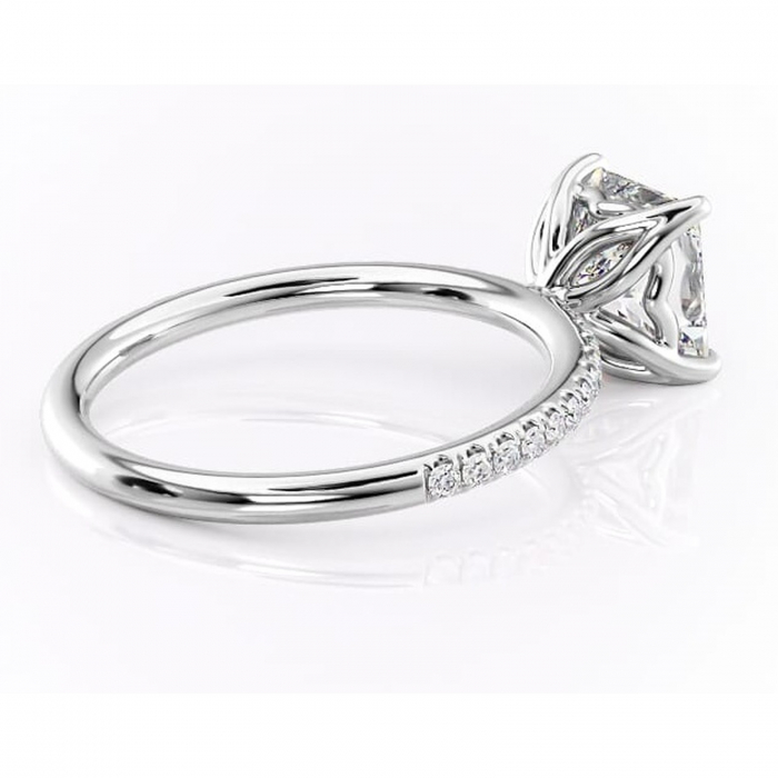 Inel de logodnă Jessamine din aur Alb 14kt cu moissanite tăietură princess – Montură pavé rafinată pentru profil înalt | Personalizează și configurează gratuit online [3]