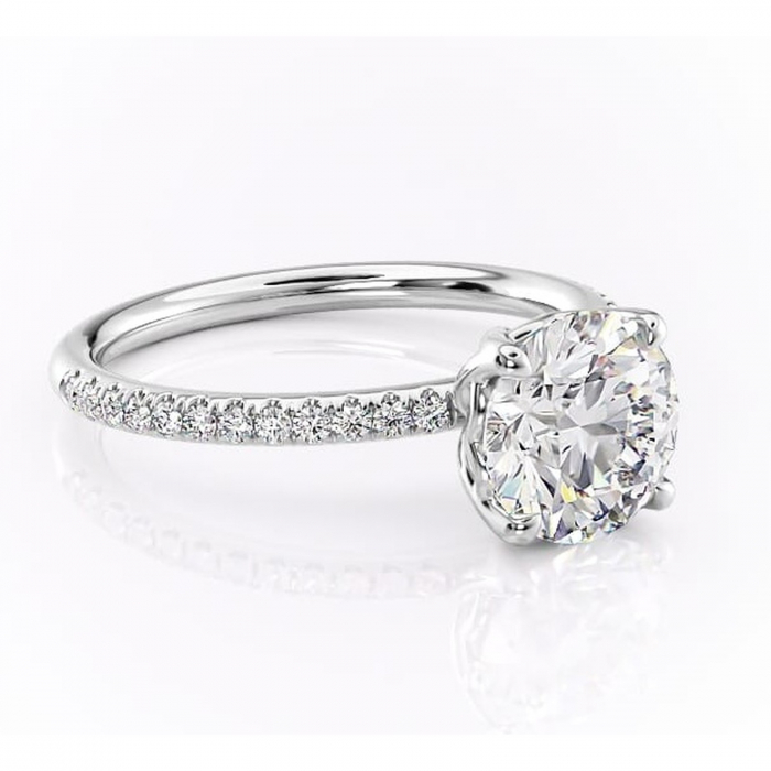 Inel de logodnă Jessamine din aur Alb 14kt cu moissanite tăietură rotundă – Montură pavé rafinată pentru profil înalt | Personalizează și configurează gratuit online [1]