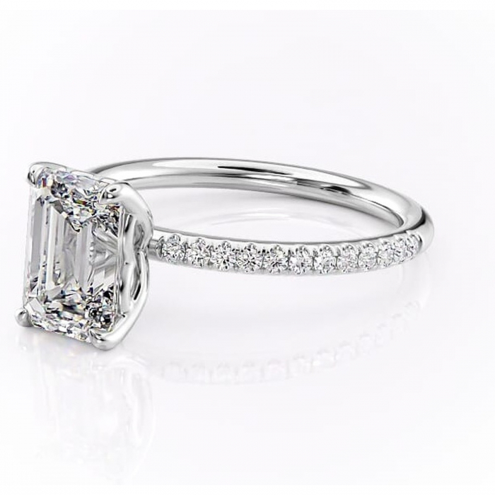 Inel de logodnă Jessamine din aur Alb 14kt cu moissanite tăietură smarald – Montură pavé rafinată pentru profil înalt | Personalizează și configurează gratuit online [7]