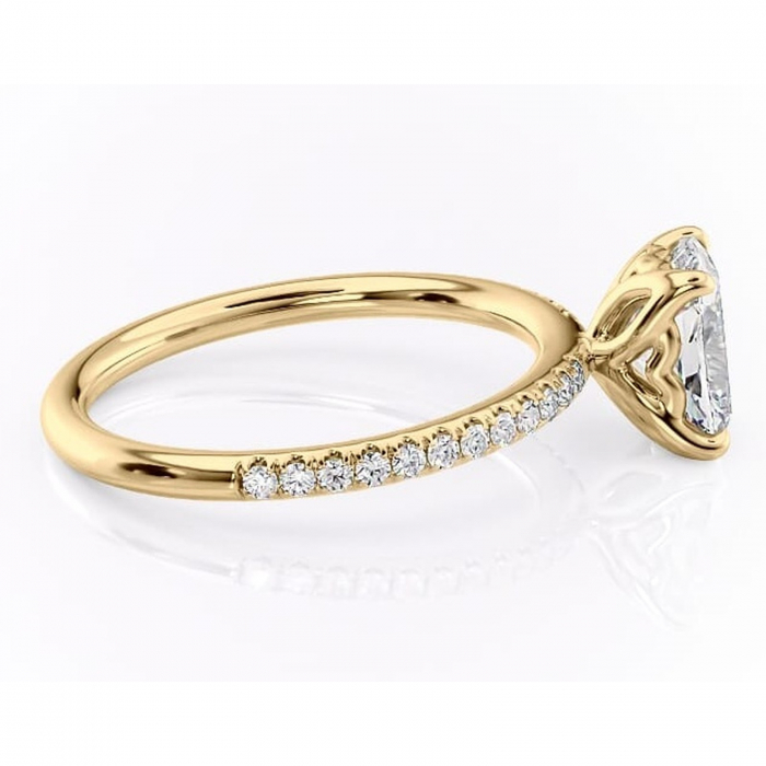 Inel de logodnă Jessamine din aur Galben 14kt cu moissanite tăietură pernă – Montură pavé rafinată pentru profil înalt | Personalizează și configurează gratuit online [2]