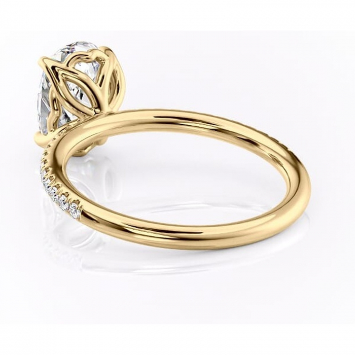 Inel de logodnă Jessamine din aur Galben 14kt cu moissanite tăietură ovală – Montură pavé rafinată pentru profil înalt | Personalizează și configurează gratuit online [4]