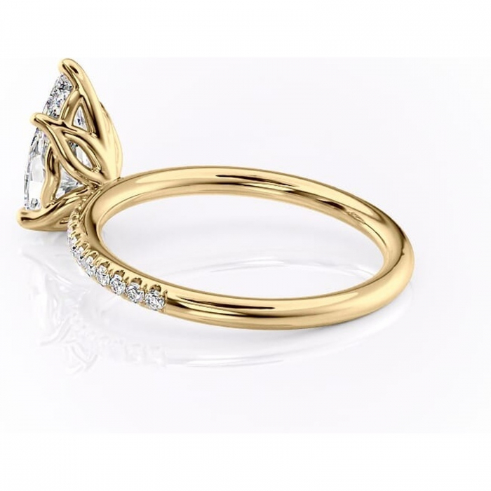 Inel de logodnă Jessamine din aur Galben 14kt cu moissanite tăietură pară – Montură pavé rafinată pentru profil înalt | Personalizează și configurează gratuit online [5]
