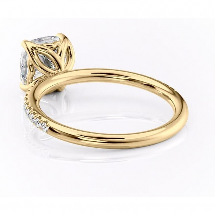Inel de logodnă Jessamine din aur Galben 18kt cu moissanite tăietură pernă – Montură pavé rafinată pentru profil înalt | Personalizează și configurează gratuit online [4]