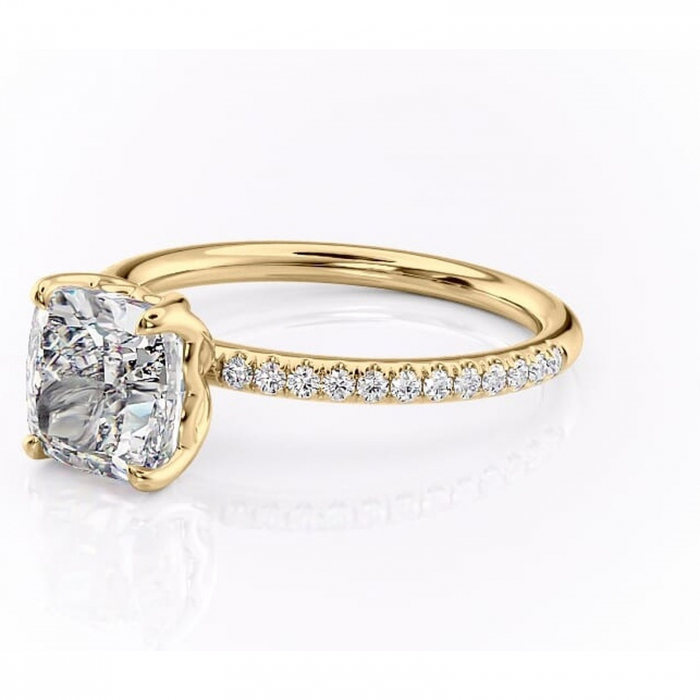 Inel de logodnă Jessamine din aur Galben 18kt cu moissanite tăietură pernă – Montură pavé rafinată pentru profil înalt | Personalizează și configurează gratuit online [7]