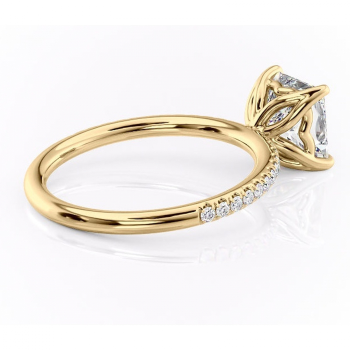 Inel de logodnă Jessamine din aur Galben 14kt cu moissanite tăietură princess – Montură pavé rafinată pentru profil înalt | Personalizează și configurează gratuit online [3]