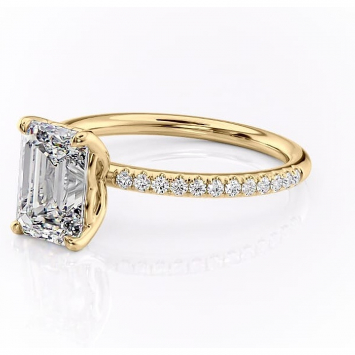 Inel de logodnă Jessamine din aur Galben 14kt cu moissanite tăietură smarald – Montură pavé rafinată pentru profil înalt | Personalizează și configurează gratuit online [7]