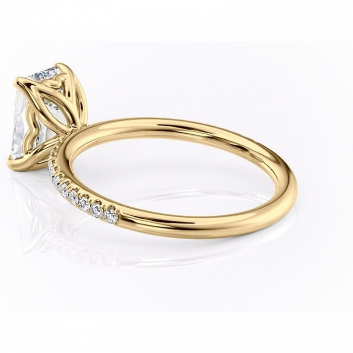 Inel de logodnă Jessamine din aur Galben 14kt cu moissanite tăietură smarald – Montură pavé rafinată pentru profil înalt | Personalizează și configurează gratuit online [5]