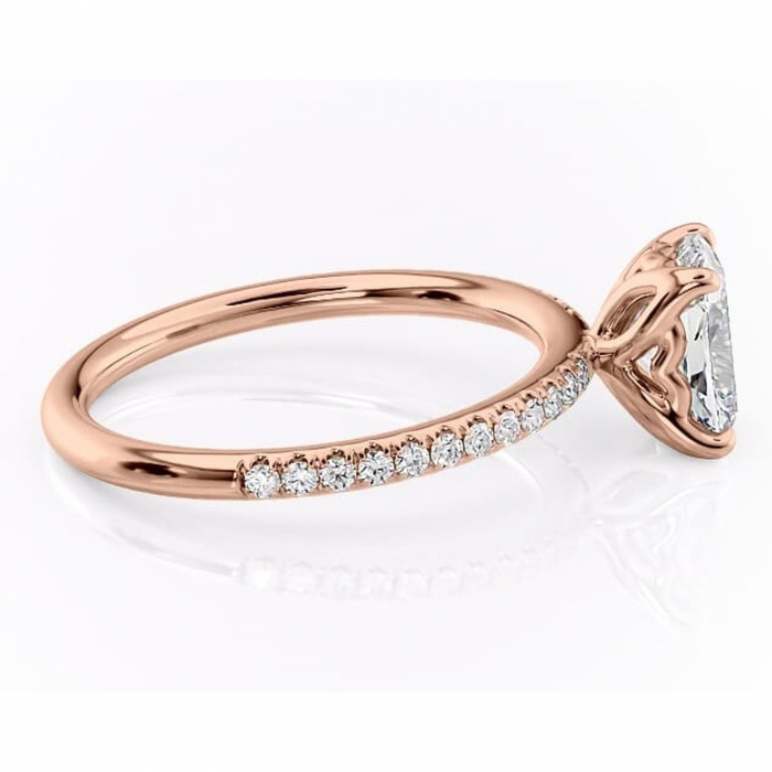 Inel de logodnă Jessamine din aur Rose 14kt cu moissanite tăietură pernă – Montură pavé rafinată pentru profil înalt | Personalizează și configurează gratuit online [2]