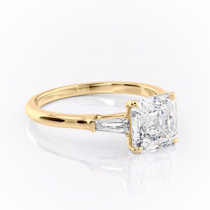 Inel de logodnă Juliette din aur Galben 18kt cu moissanite tăietură asscher – Solitar rafinată pentru profil înalt | Personalizează și configurează gratuit online [1]