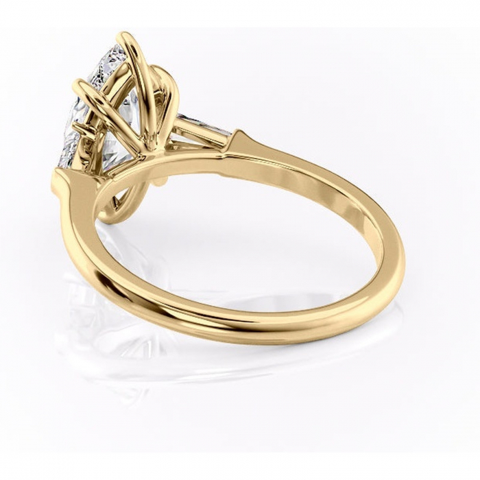 Inel de logodnă Juliette din aur Galben 18kt cu moissanite tăietură marquise – Solitar rafinată pentru profil înalt | Personalizează și configurează gratuit online [4]