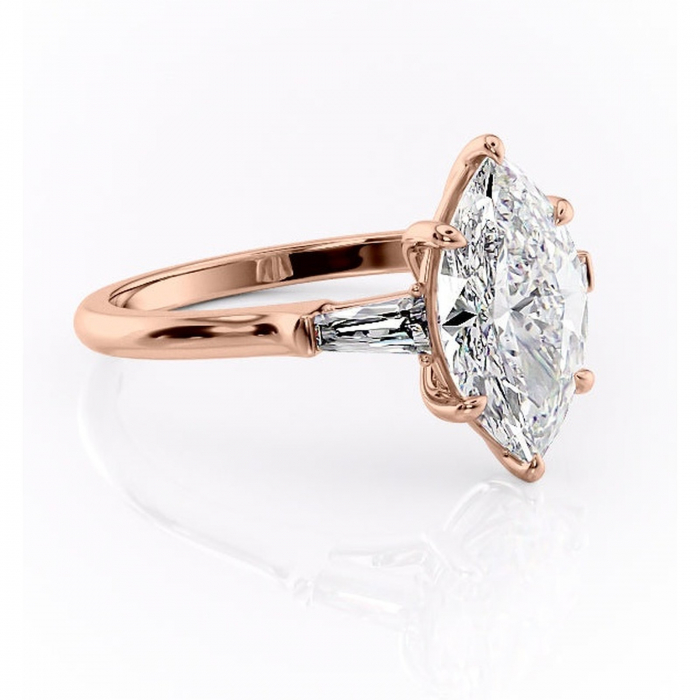 Inel de logodnă Juliette din aur Rose 18kt cu moissanite tăietură marquise – Solitar rafinată pentru profil înalt | Personalizează și configurează gratuit online [1]