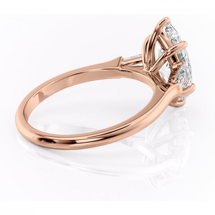 Inel de logodnă Juliette din aur Rose 18kt cu moissanite tăietură marquise – Solitar rafinată pentru profil înalt | Personalizează și configurează gratuit online [3]