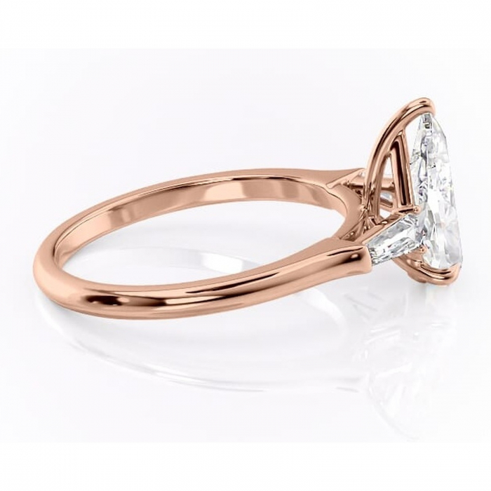 Inel de logodnă Juliette din aur Rose 14kt cu moissanite tăietură pară – Solitar rafinată pentru profil înalt | Personalizează și configurează gratuit online [2]