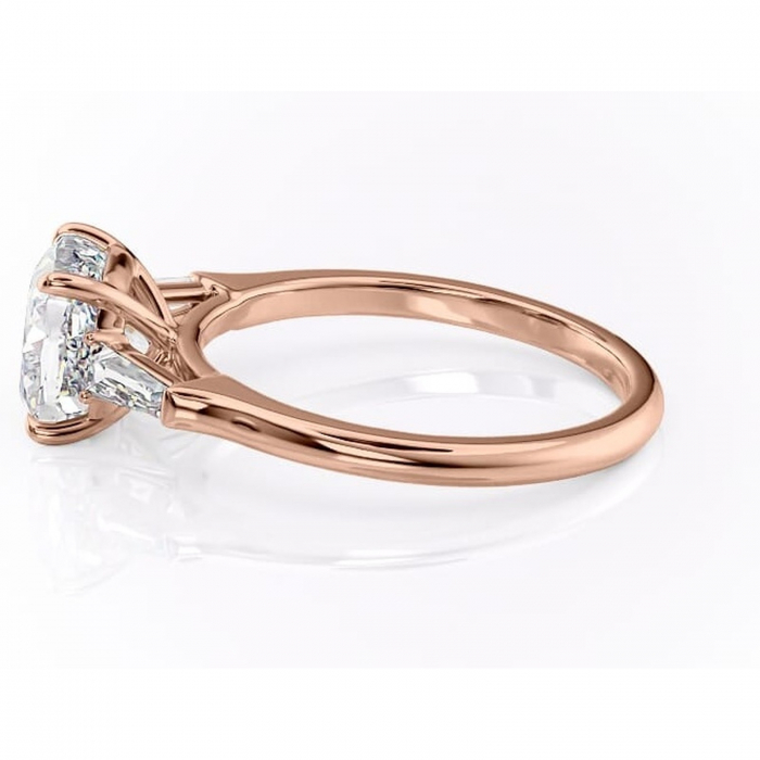 Inel de logodnă Juliette din aur Rose 14kt cu moissanite tăietură pernă – Solitar rafinată pentru profil înalt | Personalizează și configurează gratuit online [6]