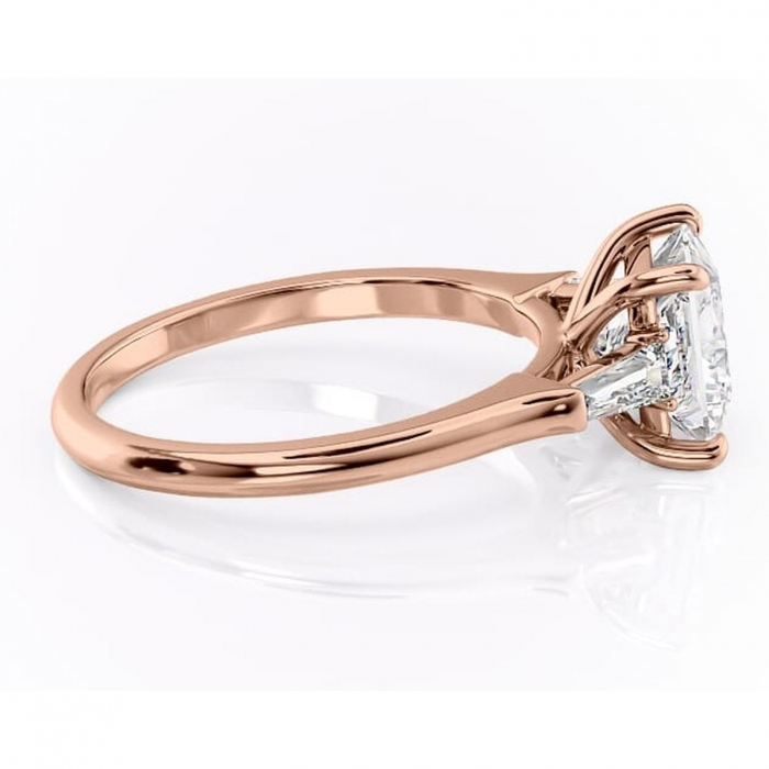 Inel de logodnă Juliette din aur Rose 14kt cu moissanite tăietură princess – Solitar rafinată pentru profil înalt | Personalizează și configurează gratuit online [2]