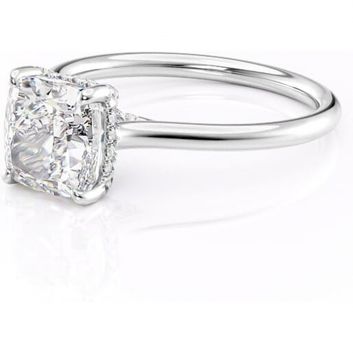Inel de logodnă Kaia din aur Alb 14kt cu moissanite tăietură pernă – Solitar rafinată pentru profil mediu | Personalizează și configurează gratuit online [7]