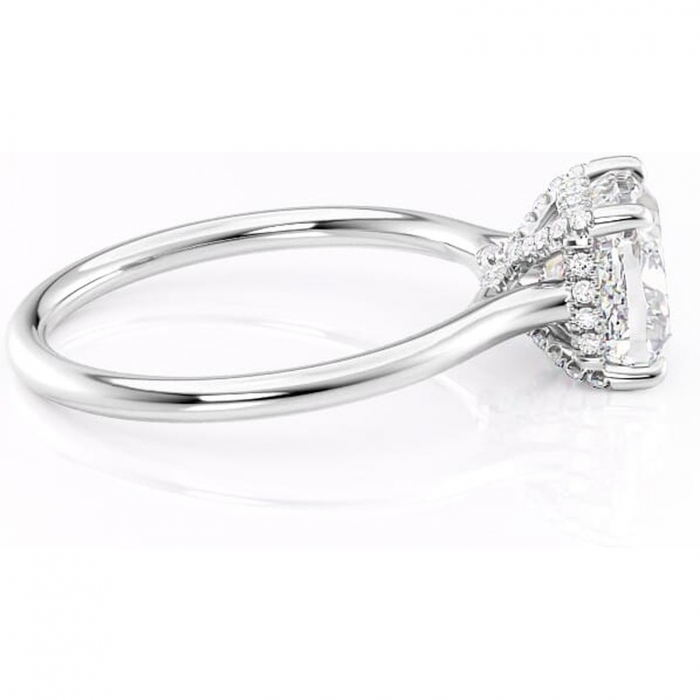 Inel de logodnă Kaia din aur Alb 14kt cu moissanite tăietură pernă – Solitar rafinată pentru profil mediu | Personalizează și configurează gratuit online [2]