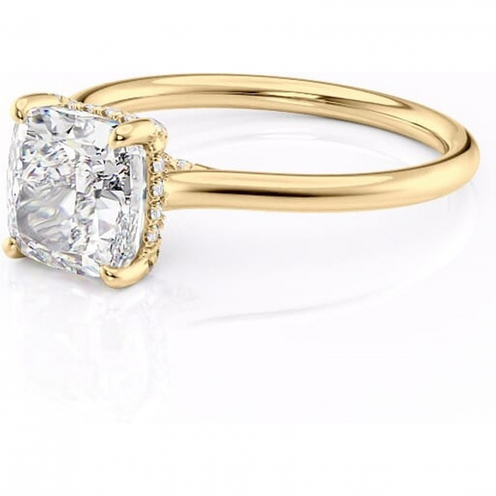 Inel de logodnă Kaia din aur Galben 14kt cu moissanite tăietură pernă – Solitar rafinată pentru profil mediu | Personalizează și configurează gratuit online [7]