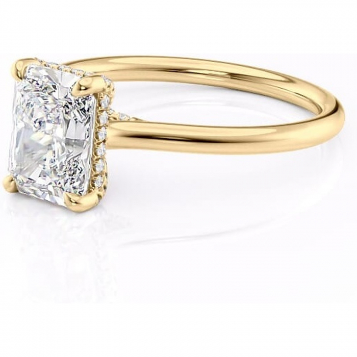 Inel de logodnă Kaia din aur Galben 14kt cu moissanite tăietură radiantă – Solitar rafinată pentru profil mediu | Personalizează și configurează gratuit online [7]