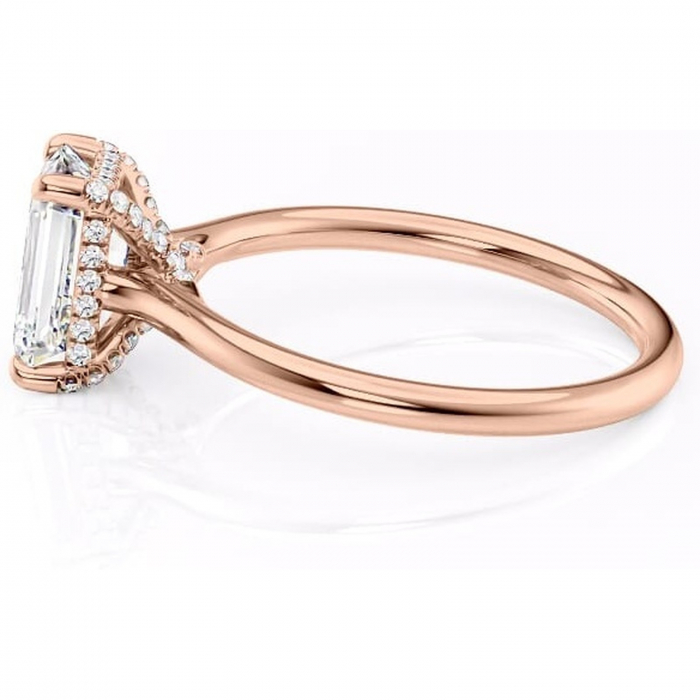 Inel de logodnă Kaia din aur Rose 18kt cu moissanite tăietură smarald – Solitar rafinată pentru profil mediu | Personalizează și configurează gratuit online [6]