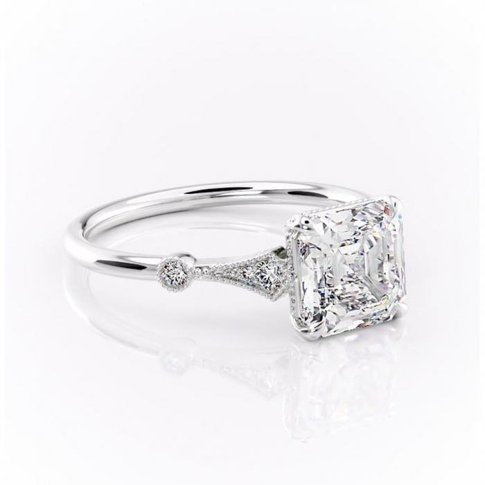 Inel de logodnă Lacey din aur Alb 14kt cu moissanite tăietură asscher – Pietre laterale rafinată pentru profil înalt | Personalizează și configurează gratuit online [1]