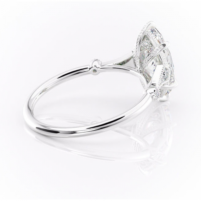 Inel de logodnă Lacey din aur Alb 14kt cu moissanite tăietură marquise – Pietre laterale rafinată pentru profil înalt | Personalizează și configurează gratuit online [3]