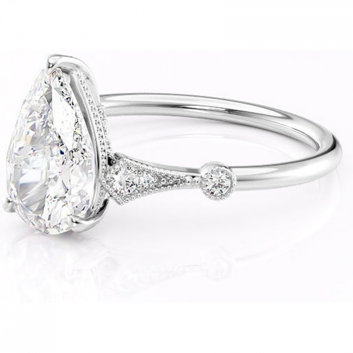 Inel de logodnă Lacey din aur Alb 18kt cu moissanite tăietură pară – Pietre laterale rafinată pentru profil înalt | Personalizează și configurează gratuit online [7]
