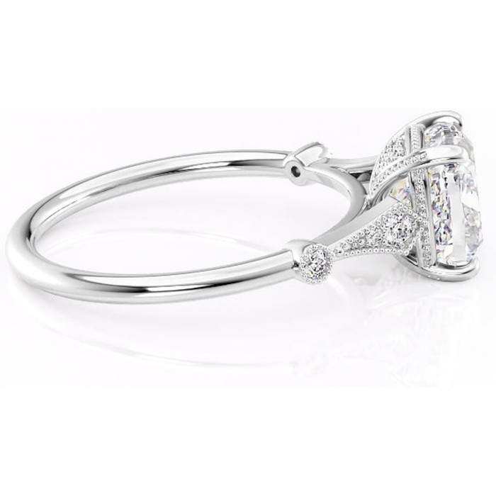 Inel de logodnă Lacey din aur Alb 14kt cu moissanite tăietură pernă – Pietre laterale rafinată pentru profil înalt | Personalizează și configurează gratuit online [2]