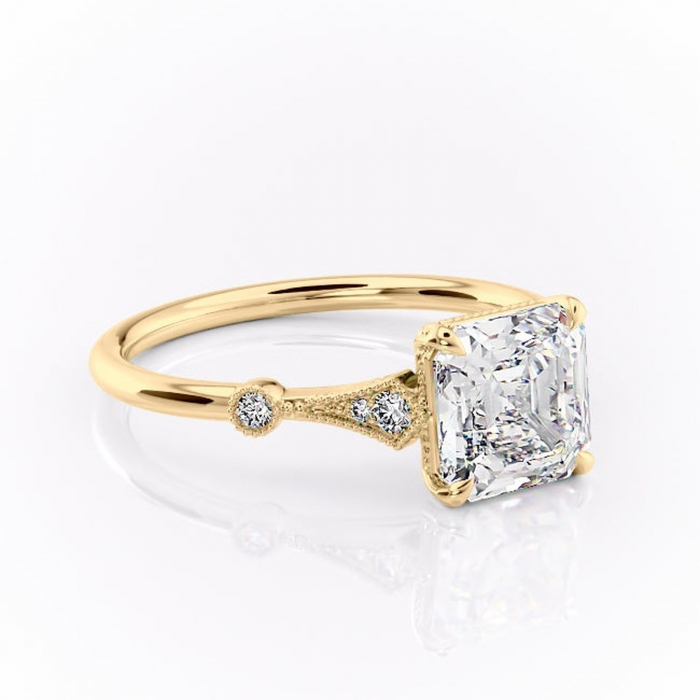 Inel de logodnă Lacey din aur Galben 14kt cu moissanite tăietură asscher – Pietre laterale rafinată pentru profil înalt | Personalizează și configurează gratuit online [1]