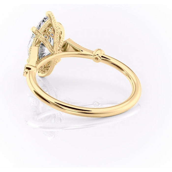 Inel de logodnă Lacey din aur Galben 14kt cu moissanite tăietură marquise – Pietre laterale rafinată pentru profil înalt | Personalizează și configurează gratuit online [4]
