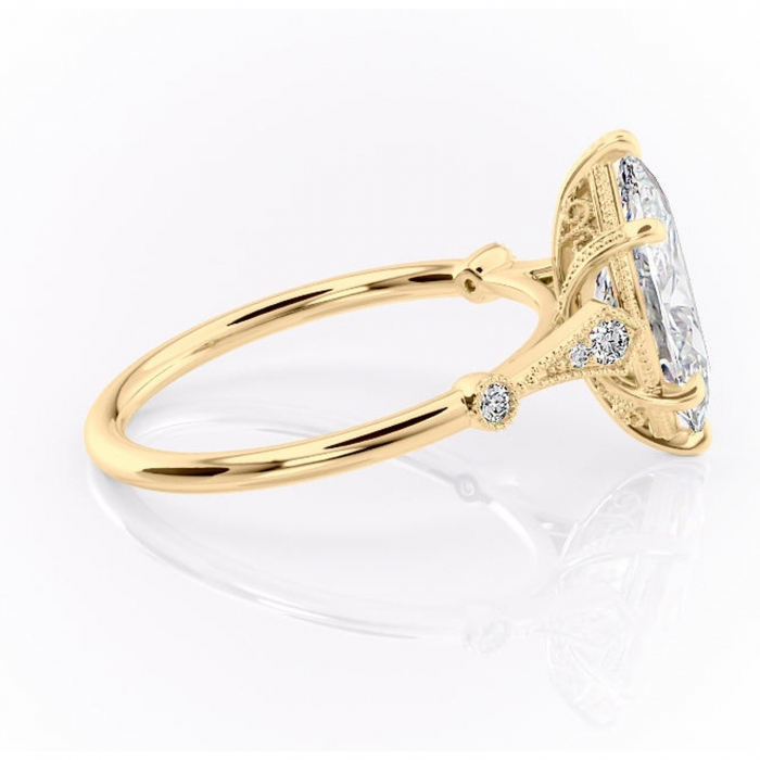 Inel de logodnă Lacey din aur Galben 14kt cu moissanite tăietură marquise – Pietre laterale rafinată pentru profil înalt | Personalizează și configurează gratuit online [2]