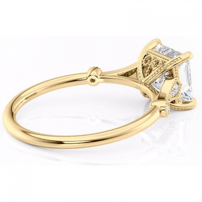 Inel de logodnă Lacey din aur Galben 14kt cu moissanite tăietură princess – Pietre laterale rafinată pentru profil înalt | Personalizează și configurează gratuit online [3]
