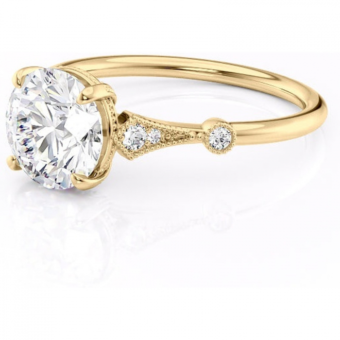 Inel de logodnă Lacey din aur Galben 14kt cu moissanite tăietură rotundă – Pietre laterale rafinată pentru profil înalt | Personalizează și configurează gratuit online [7]