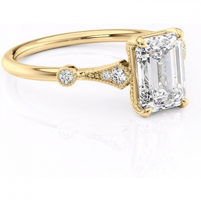 Inel de logodnă Lacey din aur Galben 14kt cu moissanite tăietură smarald – Pietre laterale rafinată pentru profil înalt | Personalizează și configurează gratuit online [1]