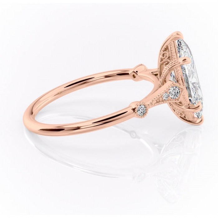 Inel de logodnă Lacey din aur Rose 18kt cu moissanite tăietură marquise – Pietre laterale rafinată pentru profil înalt | Personalizează și configurează gratuit online [2]