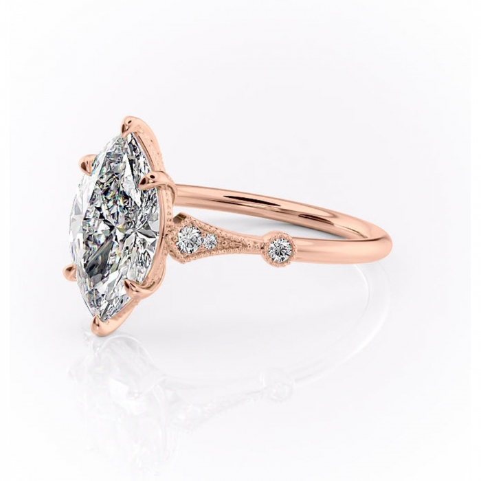 Inel de logodnă Lacey din aur Rose 18kt cu moissanite tăietură marquise – Pietre laterale rafinată pentru profil înalt | Personalizează și configurează gratuit online [7]