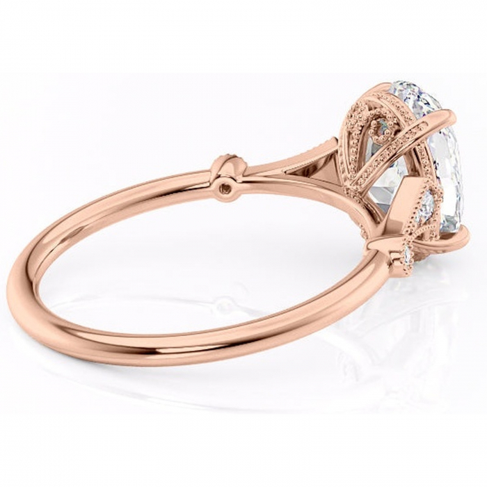 Inel de logodnă Lacey din aur Rose 14kt cu moissanite tăietură ovală – Pietre laterale rafinată pentru profil înalt | Personalizează și configurează gratuit online [3]