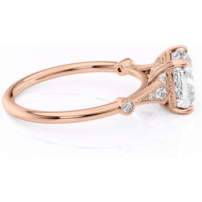 Inel de logodnă Lacey din aur Rose 14kt cu moissanite tăietură pernă – Pietre laterale rafinată pentru profil înalt | Personalizează și configurează gratuit online [2]