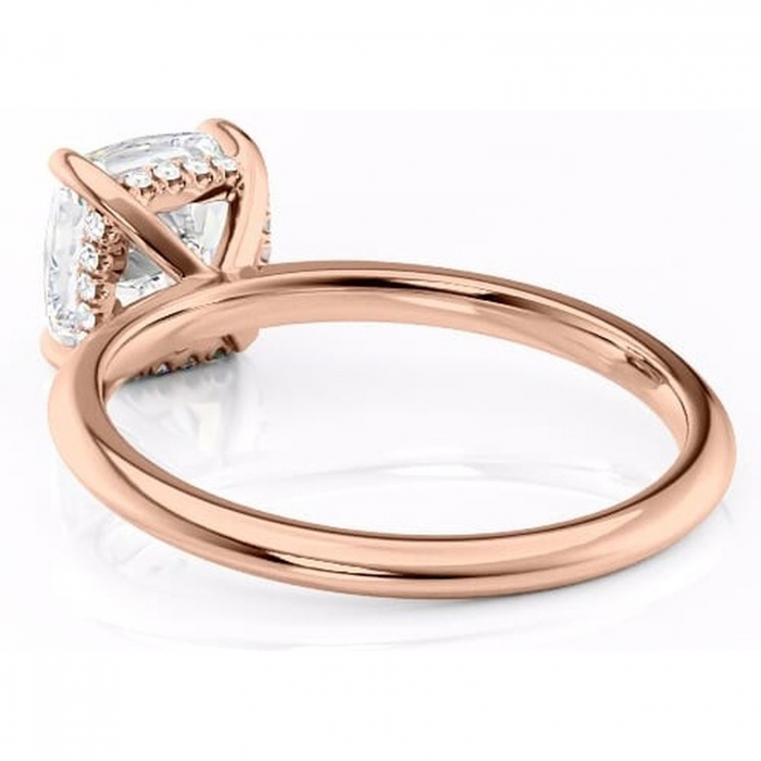 Inel de logodnă Lavender din aur Rose 18kt cu moissanite tăietură pernă – Solitar rafinată pentru profil înalt | Personalizează și configurează gratuit online [4]