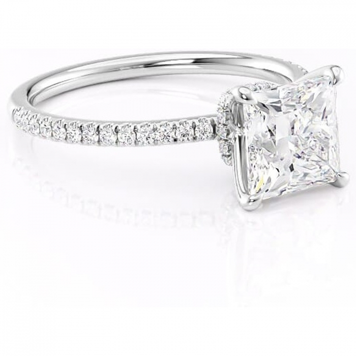 Inel de logodnă Lavinia din aur Alb 14kt cu moissanite tăietură princess – Montură pavé rafinată pentru profil înalt | Personalizează și configurează gratuit online [1]