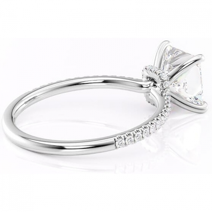Inel de logodnă Lavinia din aur Alb 14kt cu moissanite tăietură princess – Montură pavé rafinată pentru profil înalt | Personalizează și configurează gratuit online [3]