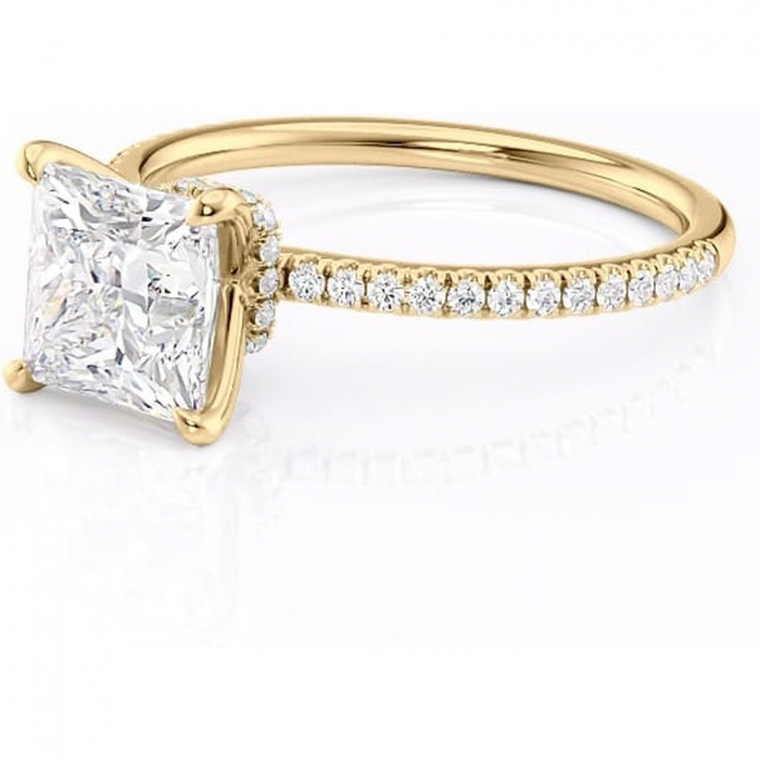 Inel de logodnă Lavinia din aur Galben 14kt cu moissanite tăietură princess – Montură pavé rafinată pentru profil înalt | Personalizează și configurează gratuit online [7]