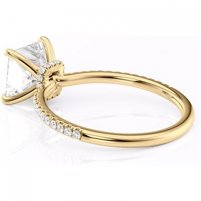 Inel de logodnă Lavinia din aur Galben 14kt cu moissanite tăietură princess – Montură pavé rafinată pentru profil înalt | Personalizează și configurează gratuit online [5]