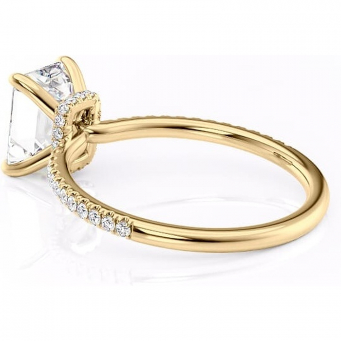 Inel de logodnă Lavinia din aur Galben 18kt cu moissanite tăietură smarald – Montură pavé rafinată pentru profil înalt | Personalizează și configurează gratuit online [5]