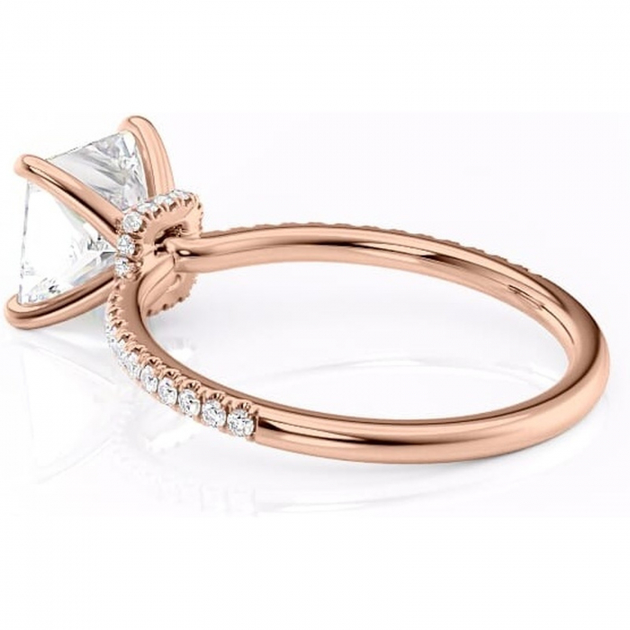 Inel de logodnă Lavinia din aur Rose 18kt cu moissanite tăietură princess – Montură pavé rafinată pentru profil înalt | Personalizează și configurează gratuit online [5]