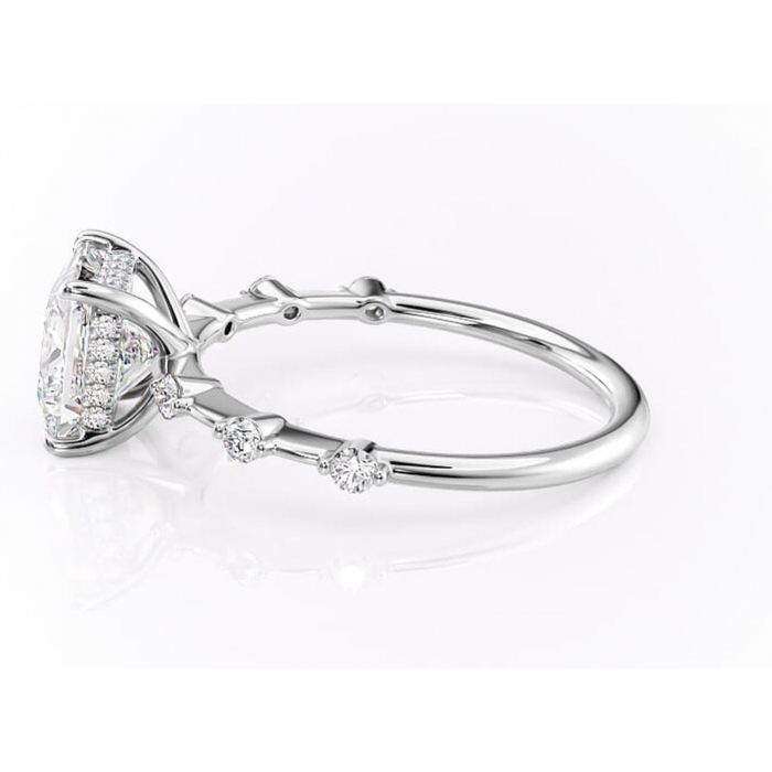 Inel de logodnă Lilya din aur Alb 14kt cu moissanite tăietură princess – Pietre laterale rafinată pentru profil mediu | Personalizează și configurează gratuit online [6]