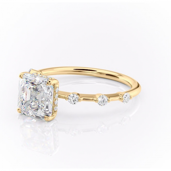 Inel de logodnă Lilya din aur Galben 14kt cu moissanite tăietură asscher – Pietre laterale rafinată pentru profil mediu | Personalizează și configurează gratuit online [7]