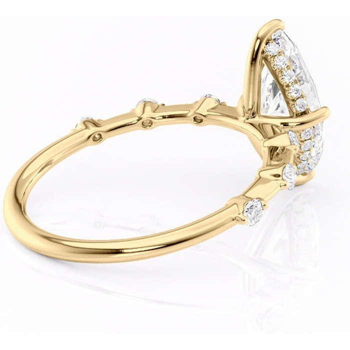 Inel de logodnă Lilya din aur Galben 14kt cu moissanite tăietură marquise – Pietre laterale rafinată pentru profil mediu | Personalizează și configurează gratuit online [3]