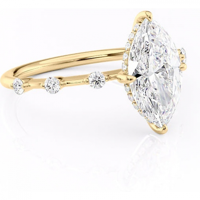 Inel de logodnă Lilya din aur Galben 14kt cu moissanite tăietură marquise – Pietre laterale rafinată pentru profil mediu | Personalizează și configurează gratuit online [1]